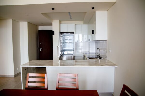 appartment-kitchen-to-rent-luanda-600x400