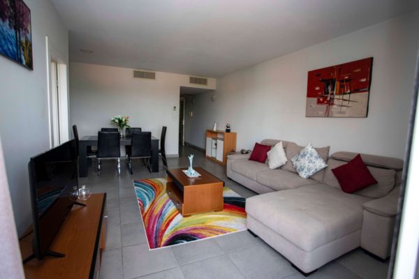 appartment-living-room-cruzeiro-building-luanda-600x400