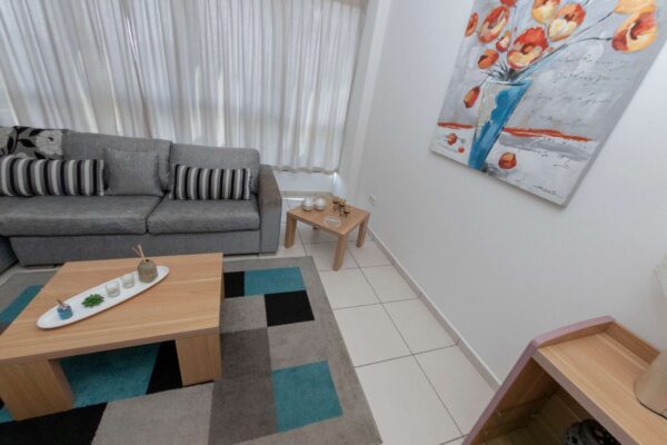 living-room-park-avenue-in-luanda-angola-600x400