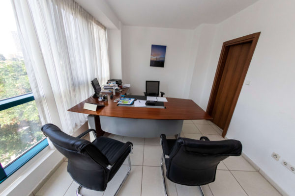 livingroom-miramar-angola-luanda-ybe-600x400