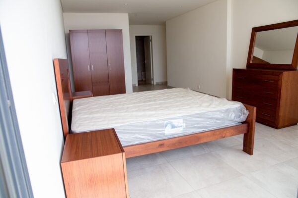 ngola-luanda-bedroom-to-let-600x400