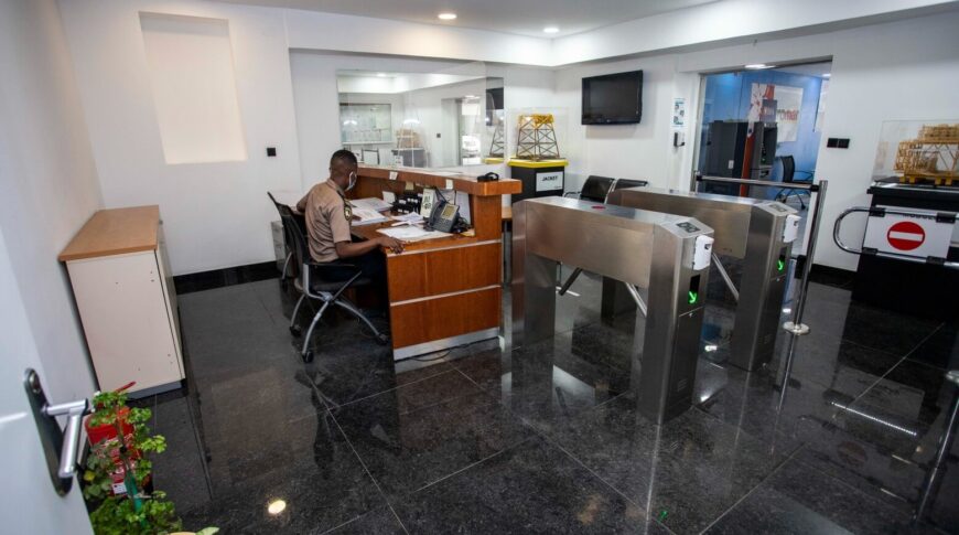 office-recepção-maculusso-luanda-870x485