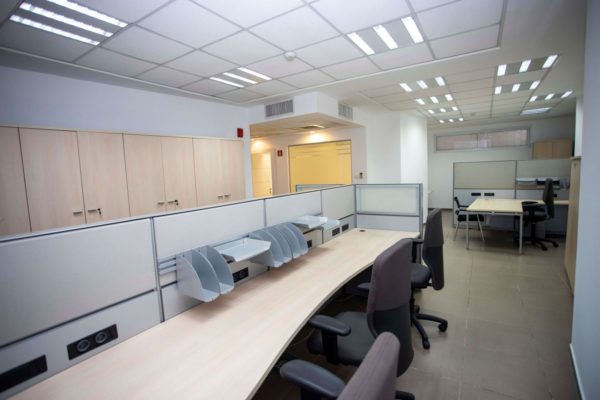 office-aluguer de-angola-luanda-600x400