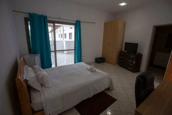 talatona-rent-appartment-bedroom-luanda-600x400